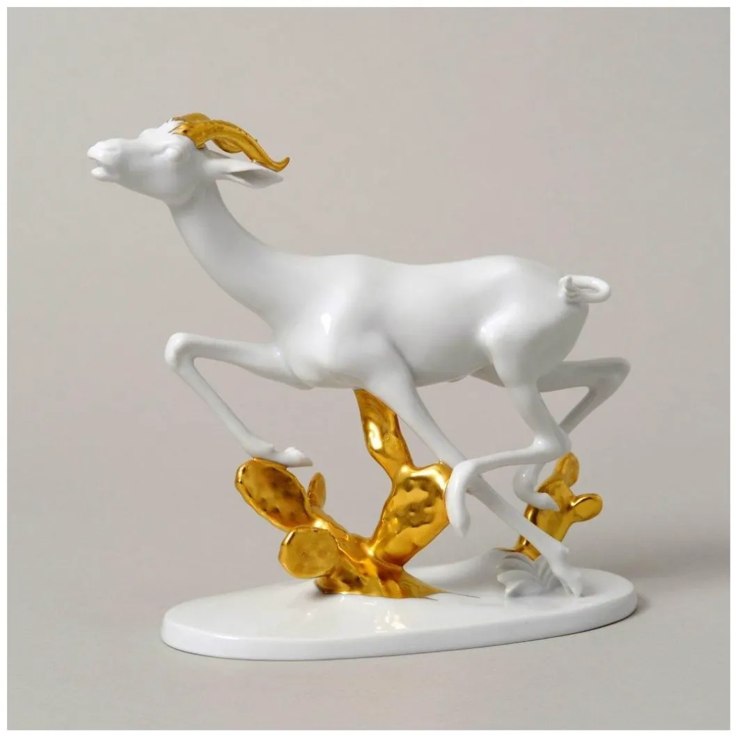Fliehende Gazelle teilvergoldet