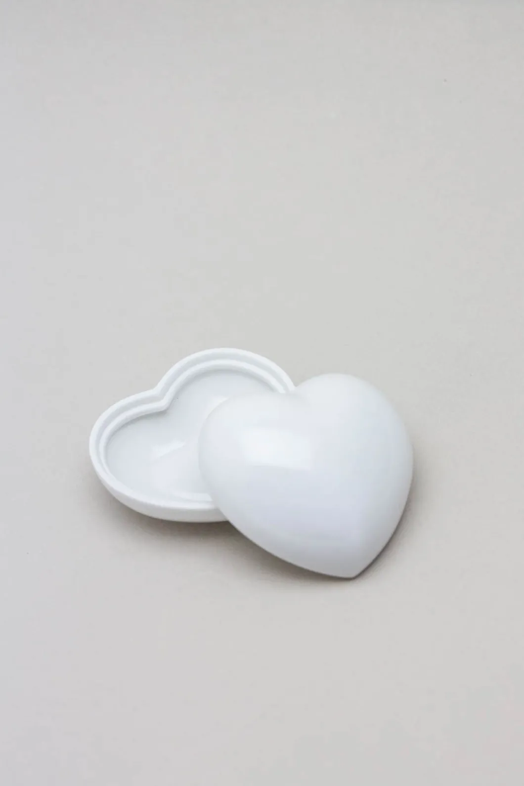Kleine Herzdose 7x7cm, Weiß